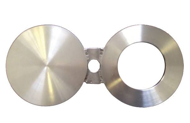 Spectacle Flanges